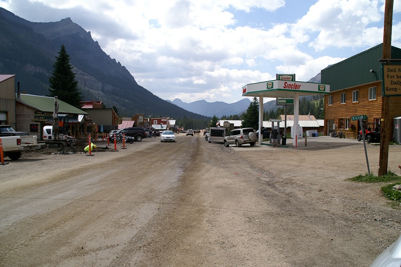 Western-stylee drop: Cooke City, waar de brandstofprijs hoger was dan in Yellowstone Park