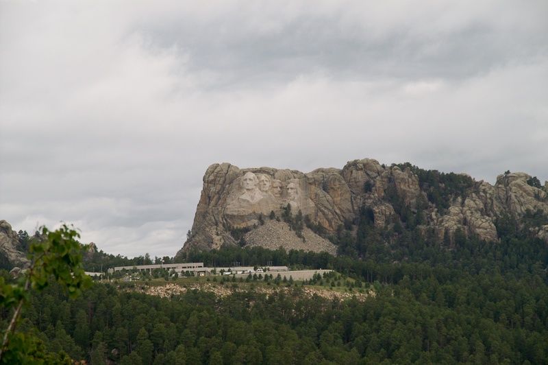 Mount Rushmore vanaf de weg ernaar toe (daar ook geen meiden, Bjorn)