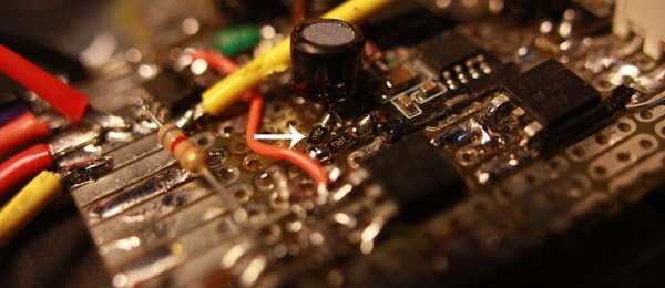 VMP3203 5V dc/dc converter ingang-meetweerstand (10.9V) VMP3203 5V dc/dc converter ingang-meetweerstand (10.9V)