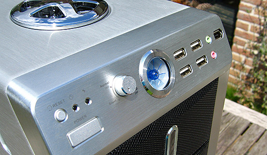 Gigabyte 3D Mercury close-up