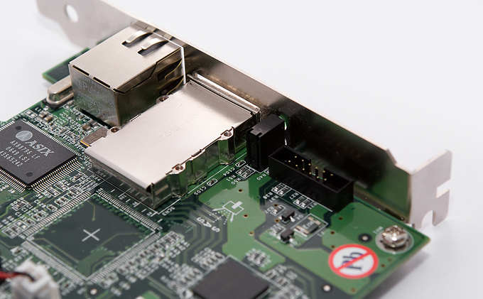 Areca ARC-1680 - Externe connectors, pcb-zijde (groot)