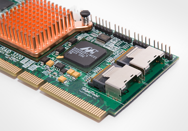 HighPoint RocketRAID 3220 sata-poorten (groot)