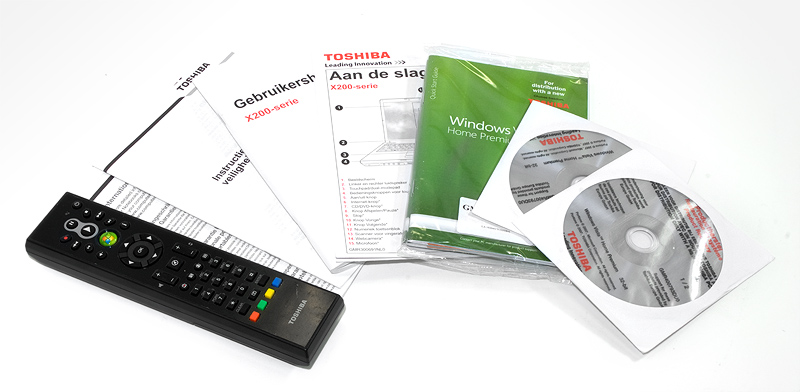 Toshiba Satellite X200-21R - cd's en boekjes