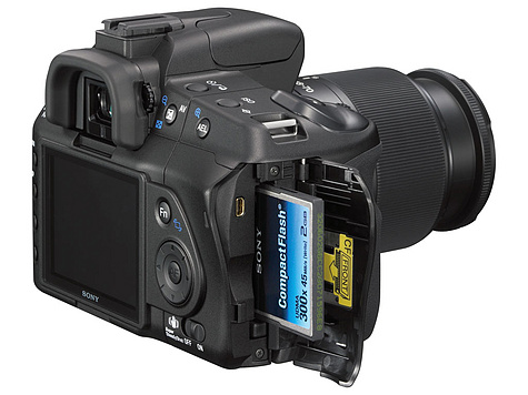 Sony DSLR-a200 zijkant