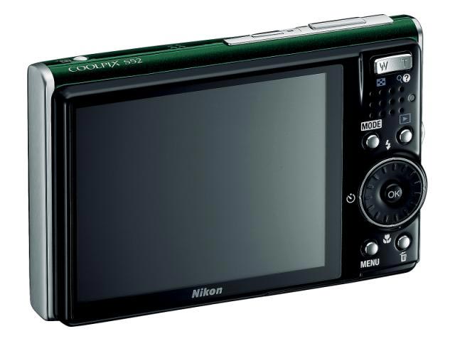 Nikon S52