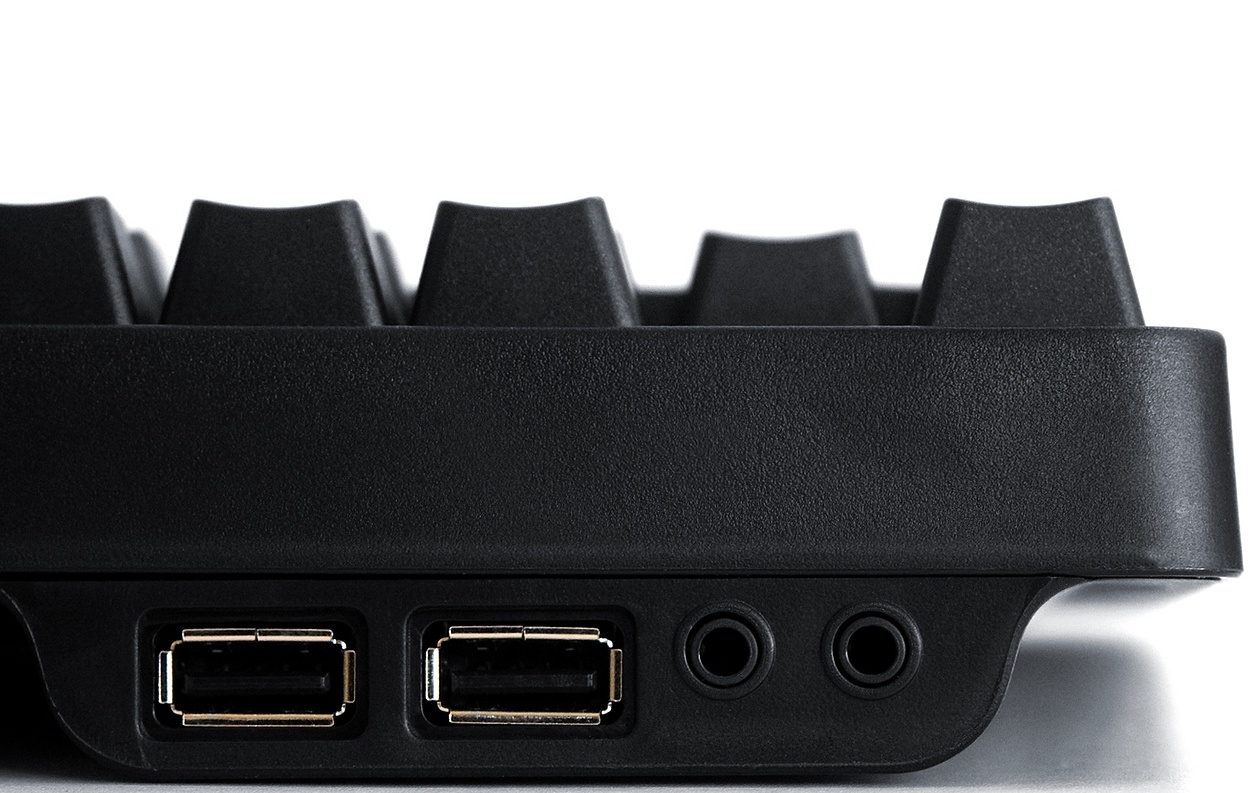 Steelseries 7G Professional Gaming Keyboard - jack- en usb-poorten