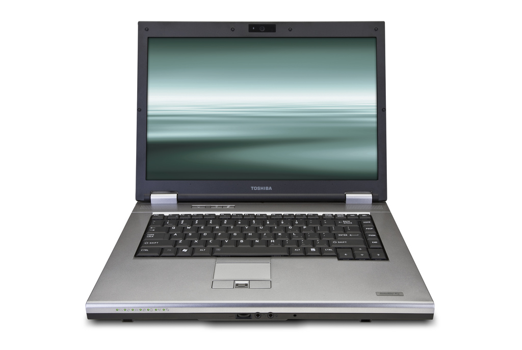 Toshiba Satellite Pro S300 2