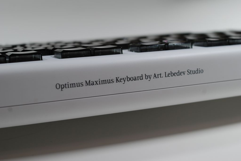 Optimus Maximus, ontworpen door Art Lebedev Studio