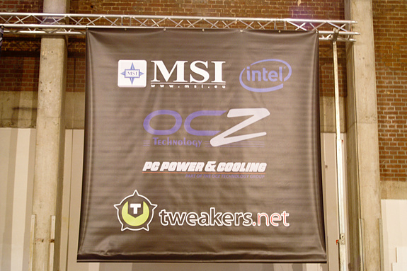 MSI Overklok Challenge 2008 - Tweakers.net op de bannier