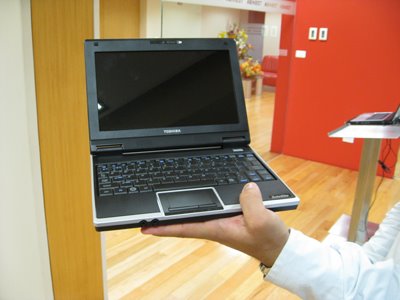 Toshiba Satellite NB105 2