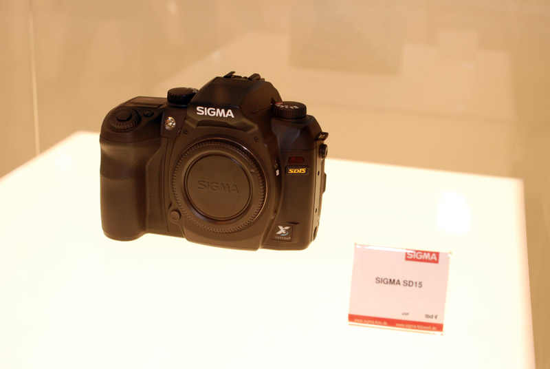 Sigma DP2 SD15 24-70mm f/2.8