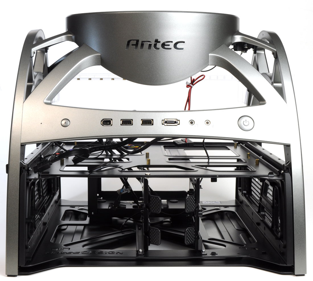 antec skeleton groot 1