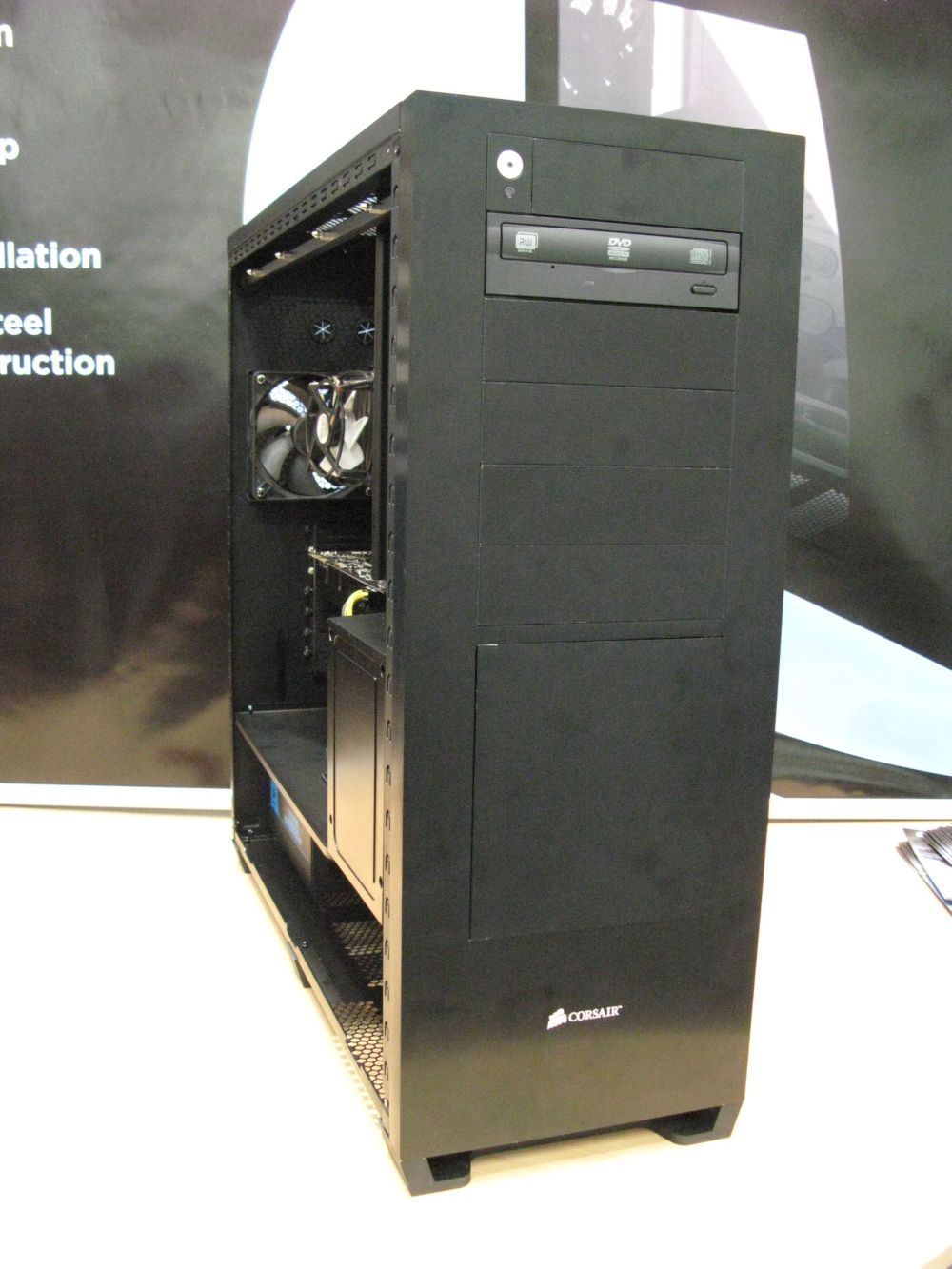 Corsair Behuizing 001