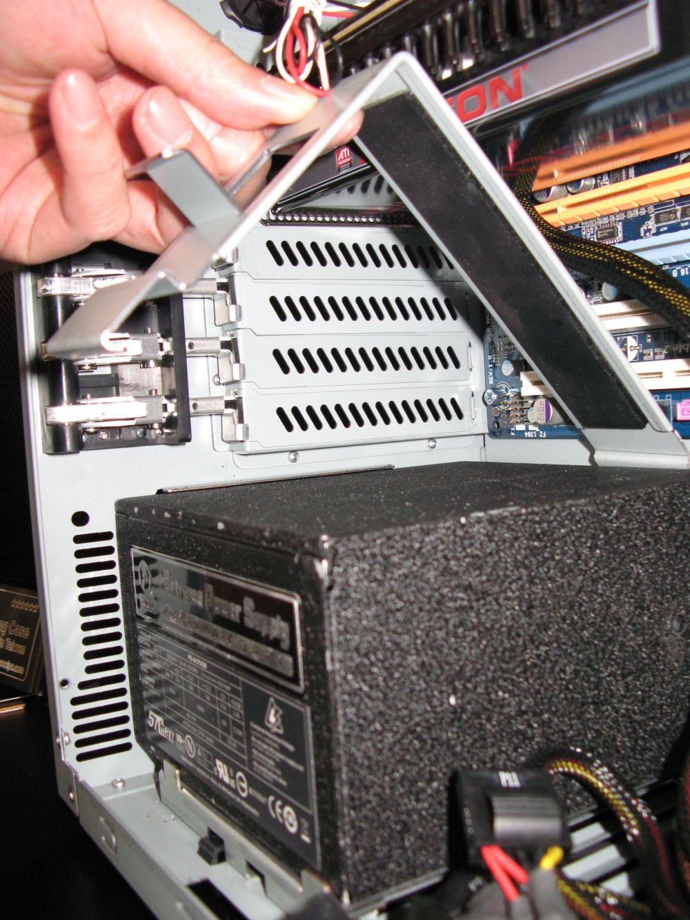 LanCool DragonLord 003