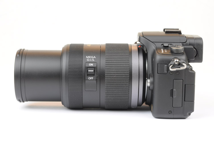 Panasonic Lumix G1 behuizing lens ingezoomd