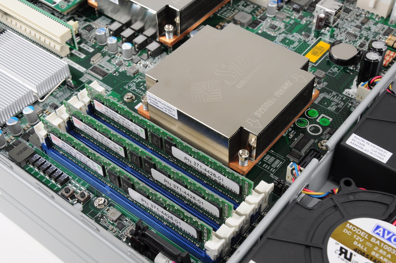 Sun X2270 detail dualproc