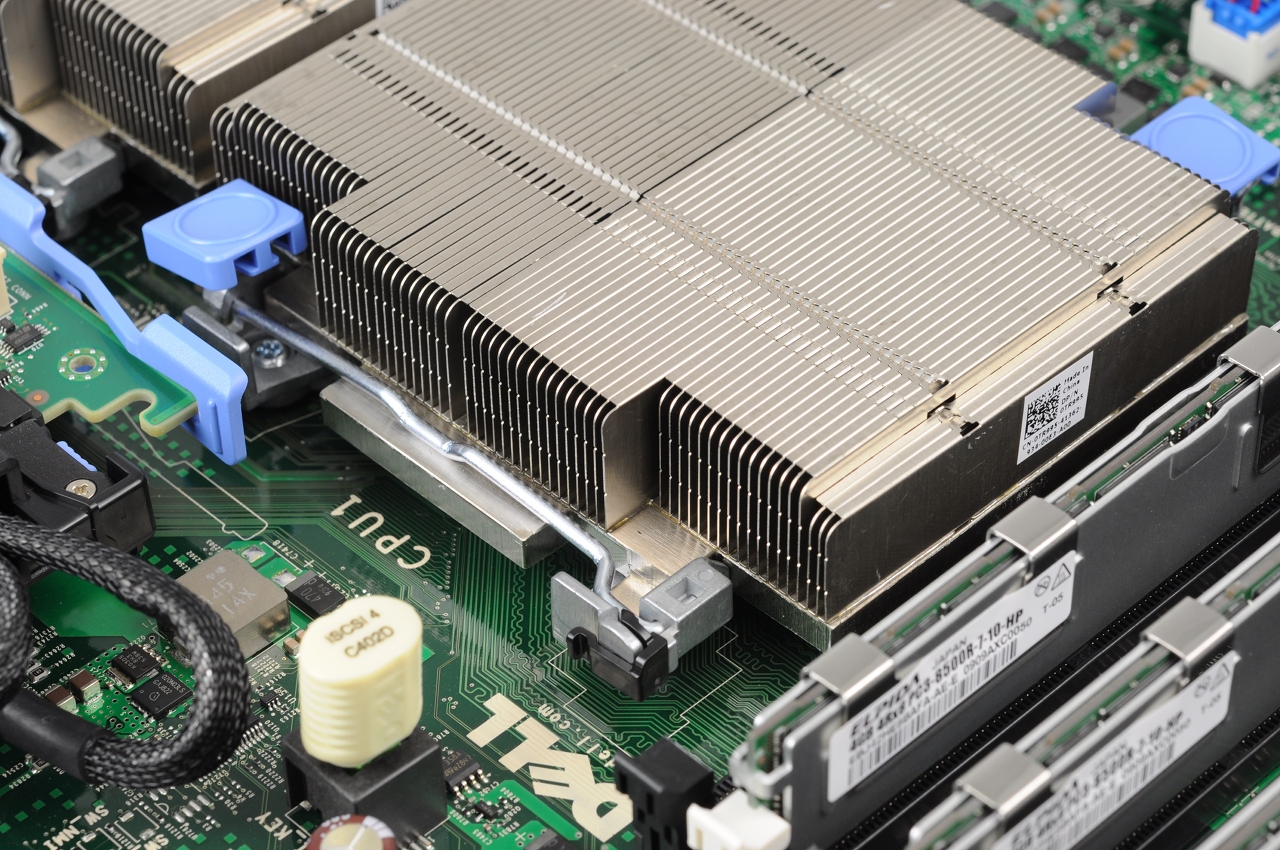Dell R610 detail dual proc