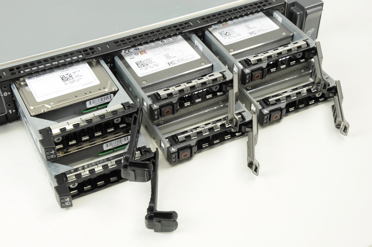 Dell R610 disk array voorkant overzicht