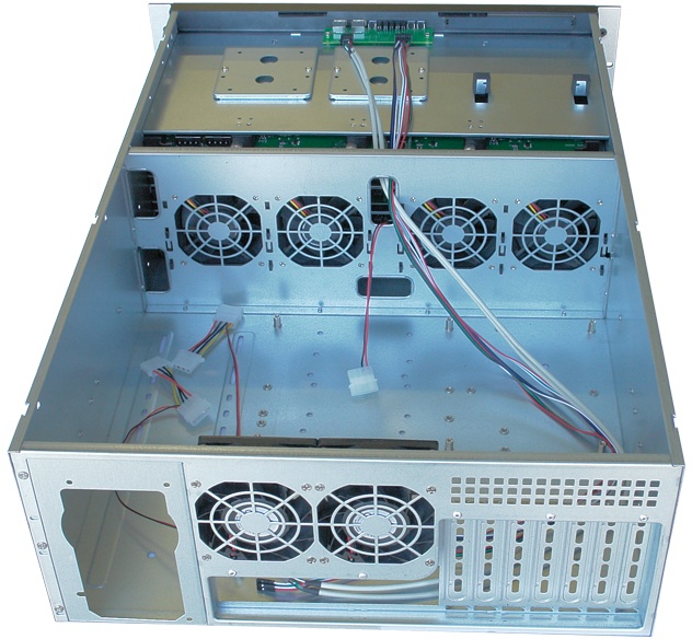 Specificaties Van Logic Case U Server Case External Hot Swap Bays Mm Deep Tweakers