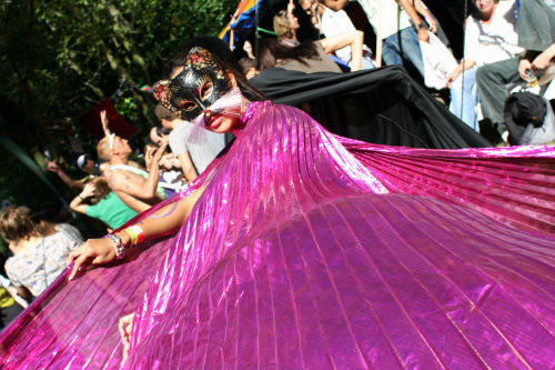 Afbeeldingslocatie: http://thehospages.com/pictures/allisone/2008-08-23-mysteryland/thumb2/image03.jpg