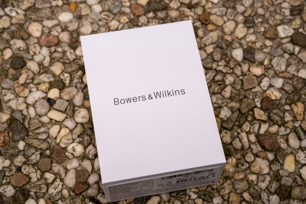 Afbeeldingslocatie: https://www.dutchiee.tv/reviews/bowers-wilkins-pi8/600/1-5.jpg