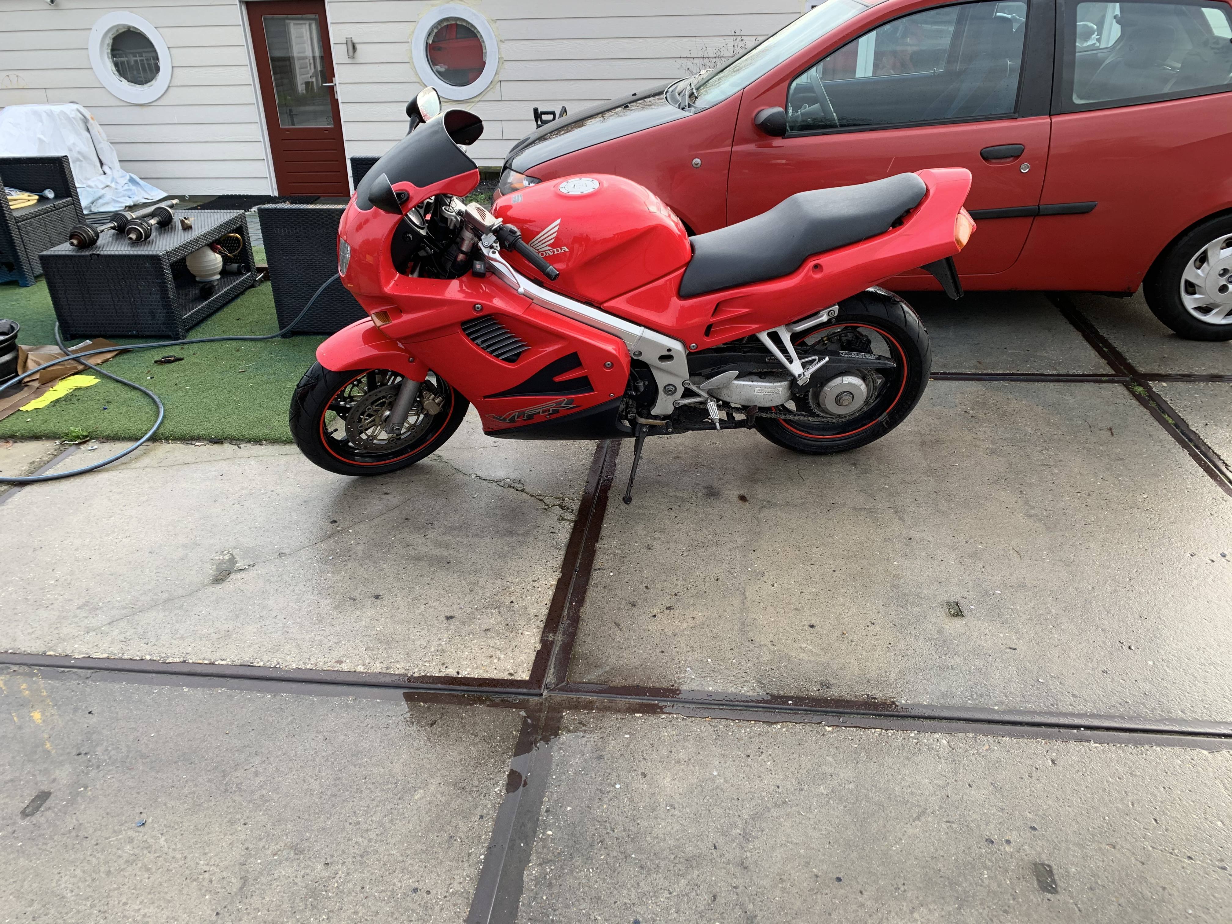 Afbeeldingslocatie: https://tweakers.net/ext/f/00vUM6pejrdZYt3Cbwkgm3HY/full.jpg