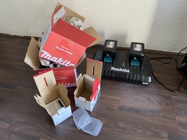 Afbeeldingslocatie: https://tweakers.net/ext/f/0AQaQUt8G5m4K0yAN4YtsPhY/full.jpg