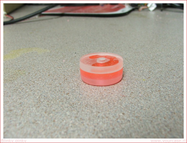 Afbeeldingslocatie: http://tweakers.net/ext/f/0ec4a9e1a4a40c9ed923311831fea67e/full.jpg