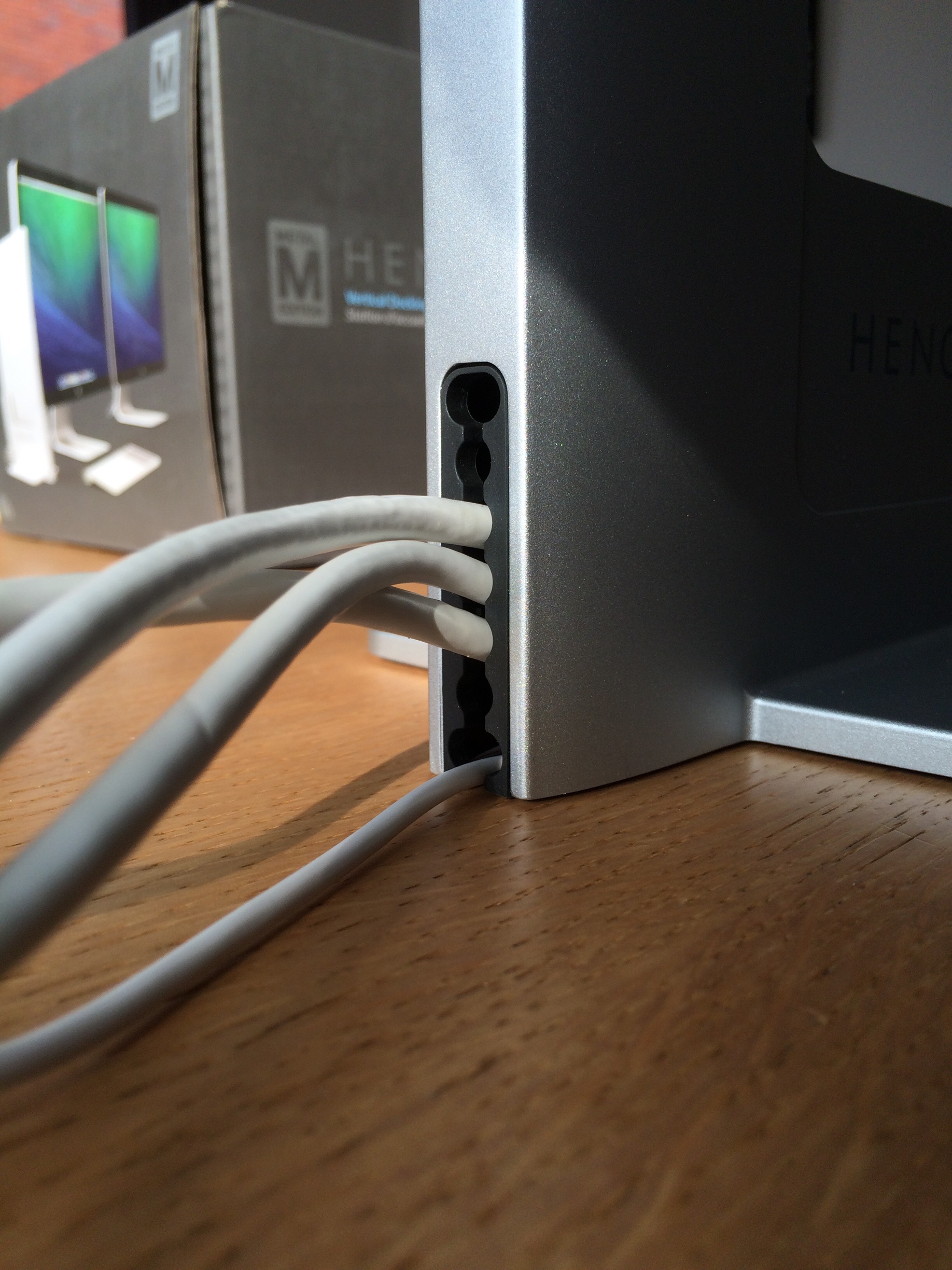 Henge dock 7
