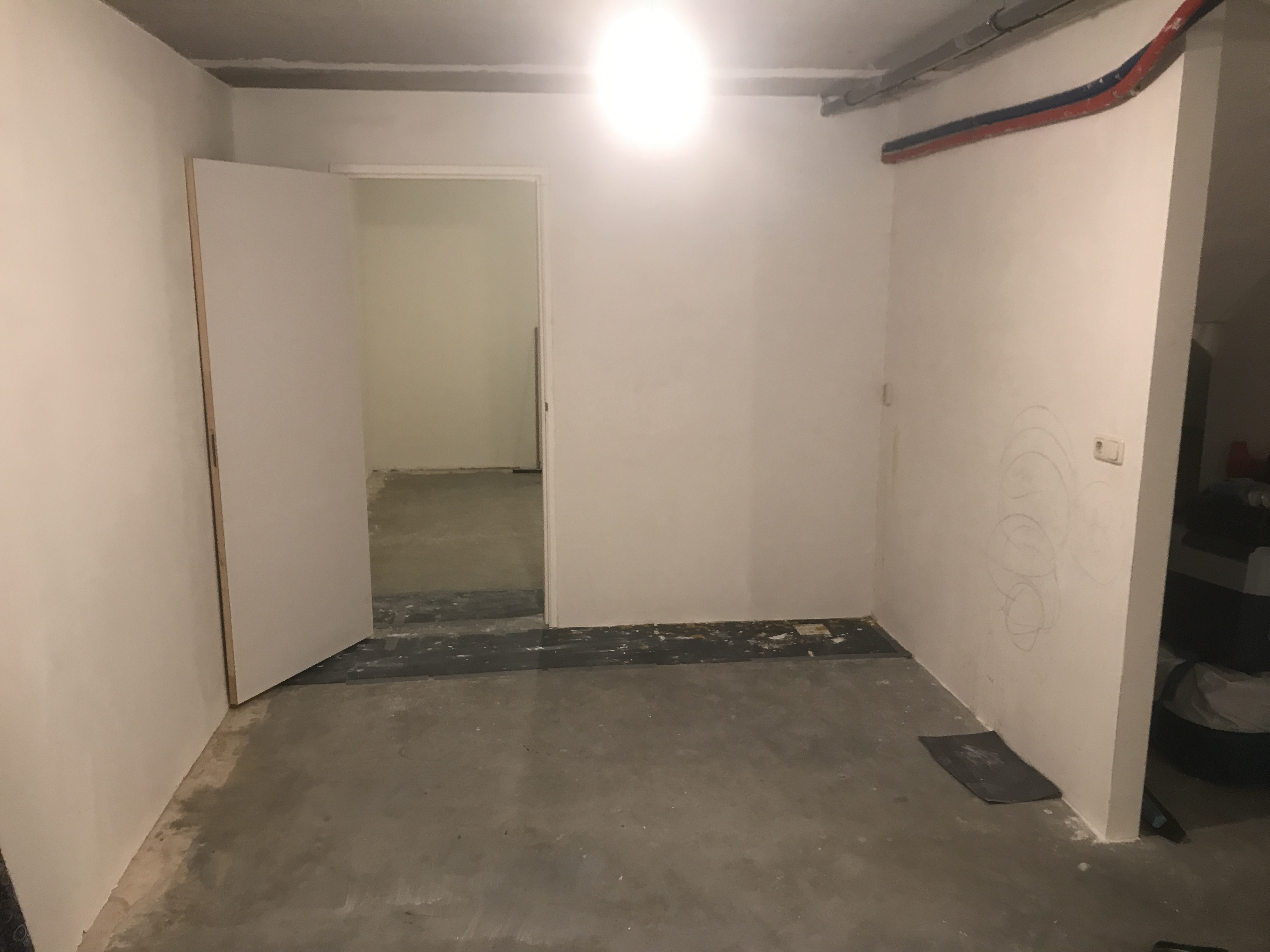 Afbeeldingslocatie: https://tweakers.net/ext/f/1FizjLOx2wlVWwazzCoyUbu1/full.jpg
