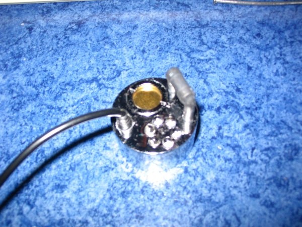 Afbeeldingslocatie: http://tweakers.net/ext/f/1ccf917d3d785a4b3122325a7366ca0c/full.jpg