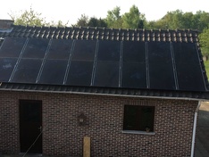 Zonnepanelen gelegd voorkant