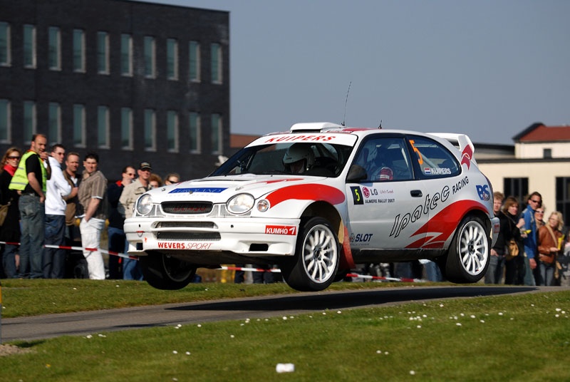 Afbeeldingslocatie: http://tweakers.net/ext/f/23c84c9bb79e6fb37f161b6878c06ff1/full.jpg