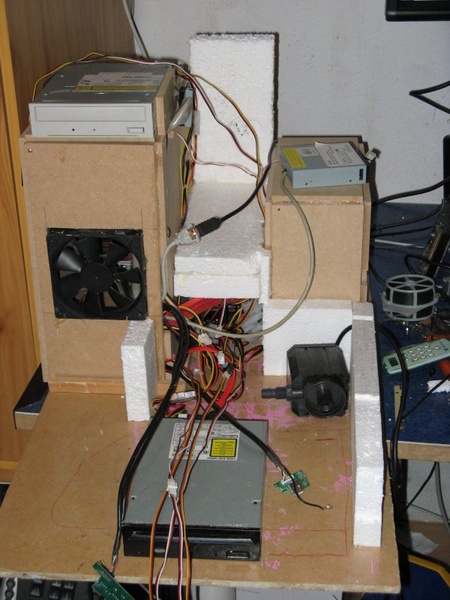 Afbeeldingslocatie: http://tweakers.net/ext/f/2636d9616ef0c37b61ab2579a807e4e2/full.jpg
