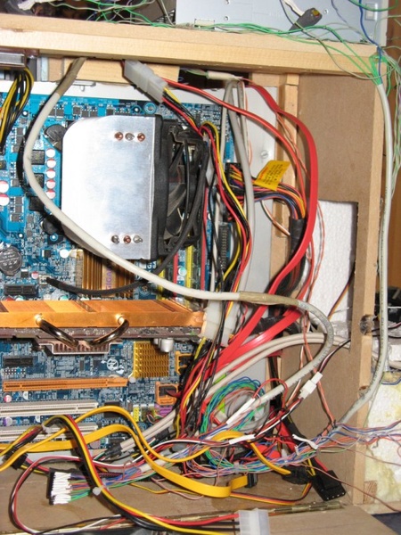 Afbeeldingslocatie: http://tweakers.net/ext/f/2cmQZdmpQbrfzejSJERbiF3H/full.jpg