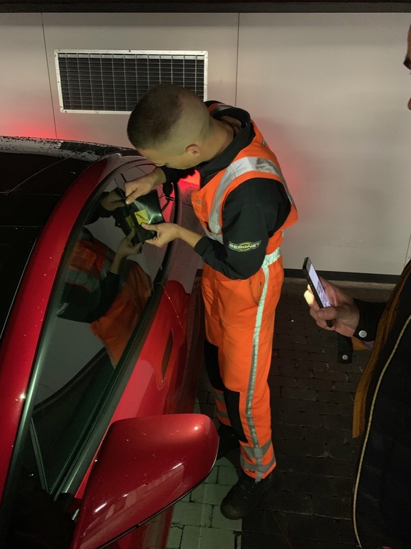 Afbeeldingslocatie: https://tweakers.net/ext/f/2il9BYLez8Npmr1Ql1V4aUMX/full.jpg