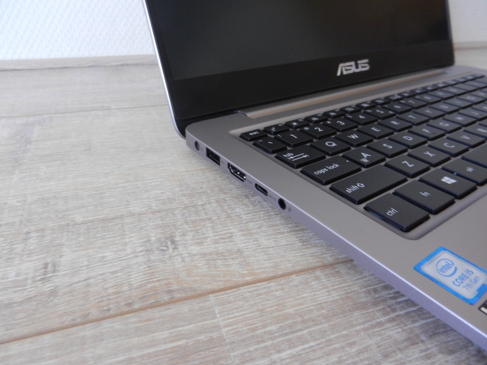 Asus ZenBook BX410UA-GV182R
