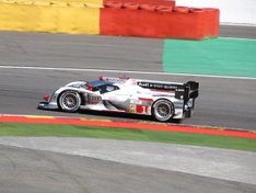 Afbeeldingslocatie: http://tweakers.net/ext/f/3TKi8SSC01EkQ70u8IBXFQ6Y/medium.jpg