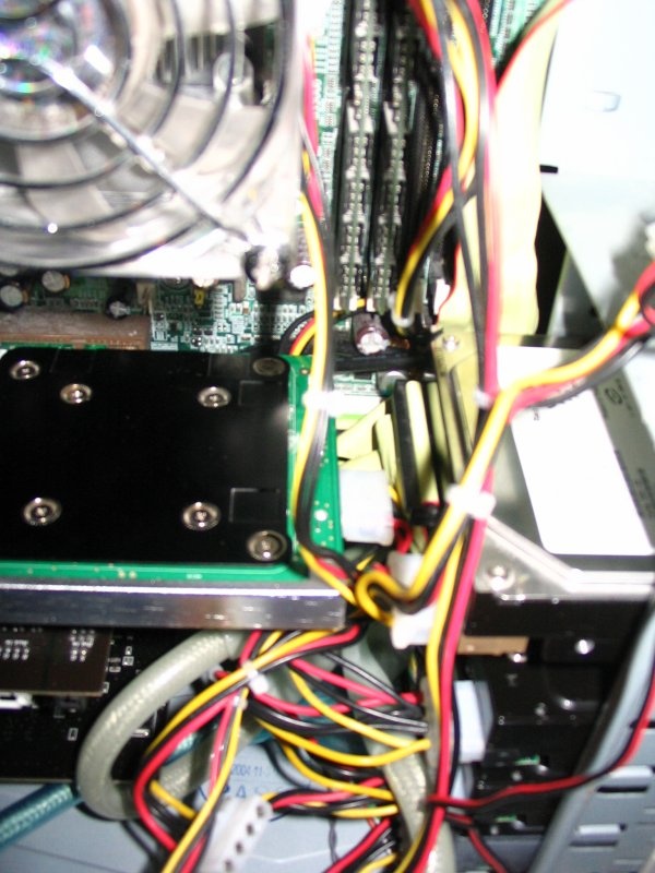 Afbeeldingslocatie: http://tweakers.net/ext/f/3a87d440863f3da7440257577b962791/full.jpg