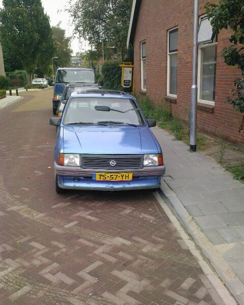 Afbeeldingslocatie: http://tweakers.net/ext/f/3e459e25ab46e7e0c02ac3426abfc950/full.jpg