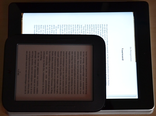 Nook vs iPad