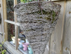 Hanging thingy
