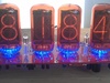 Nixie klok met oranje buizen en zonder behuizing