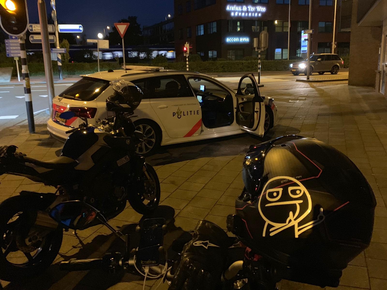 Afbeeldingslocatie: https://tweakers.net/ext/f/4fCKKJImlKhy2HZm2176kmaL/full.jpg