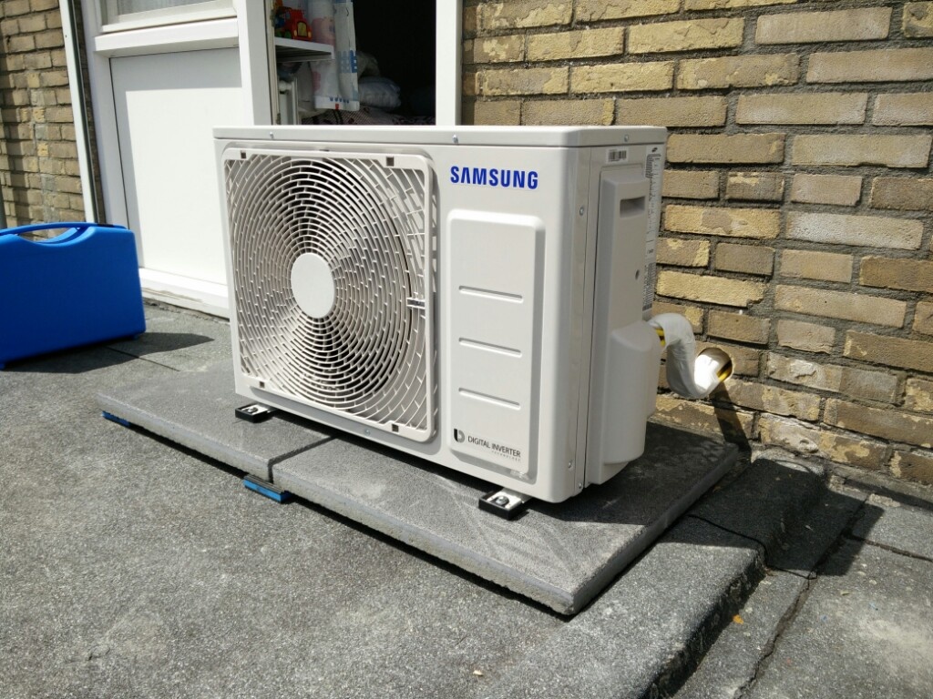 Afbeeldingslocatie: https://tweakers.net/ext/f/58TpuKZoruQSoDFFK99U1ya5/full.jpg