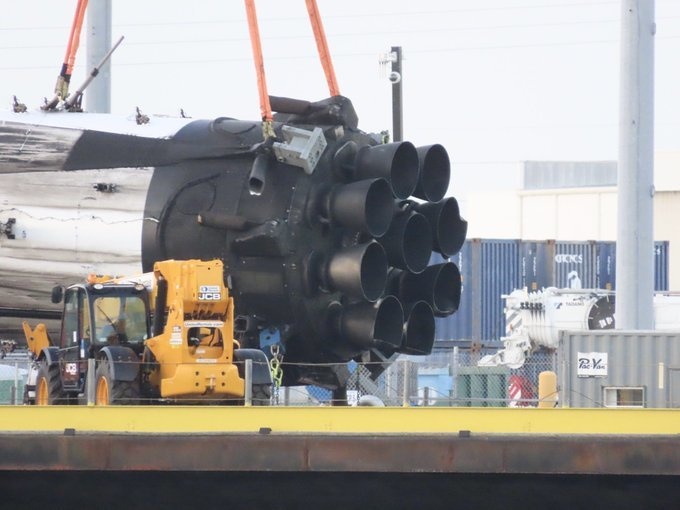 Afbeeldingslocatie: https://tweakers.net/ext/f/5ESzbvkSSqg9IDgJGf4K5H8y/full.jpg