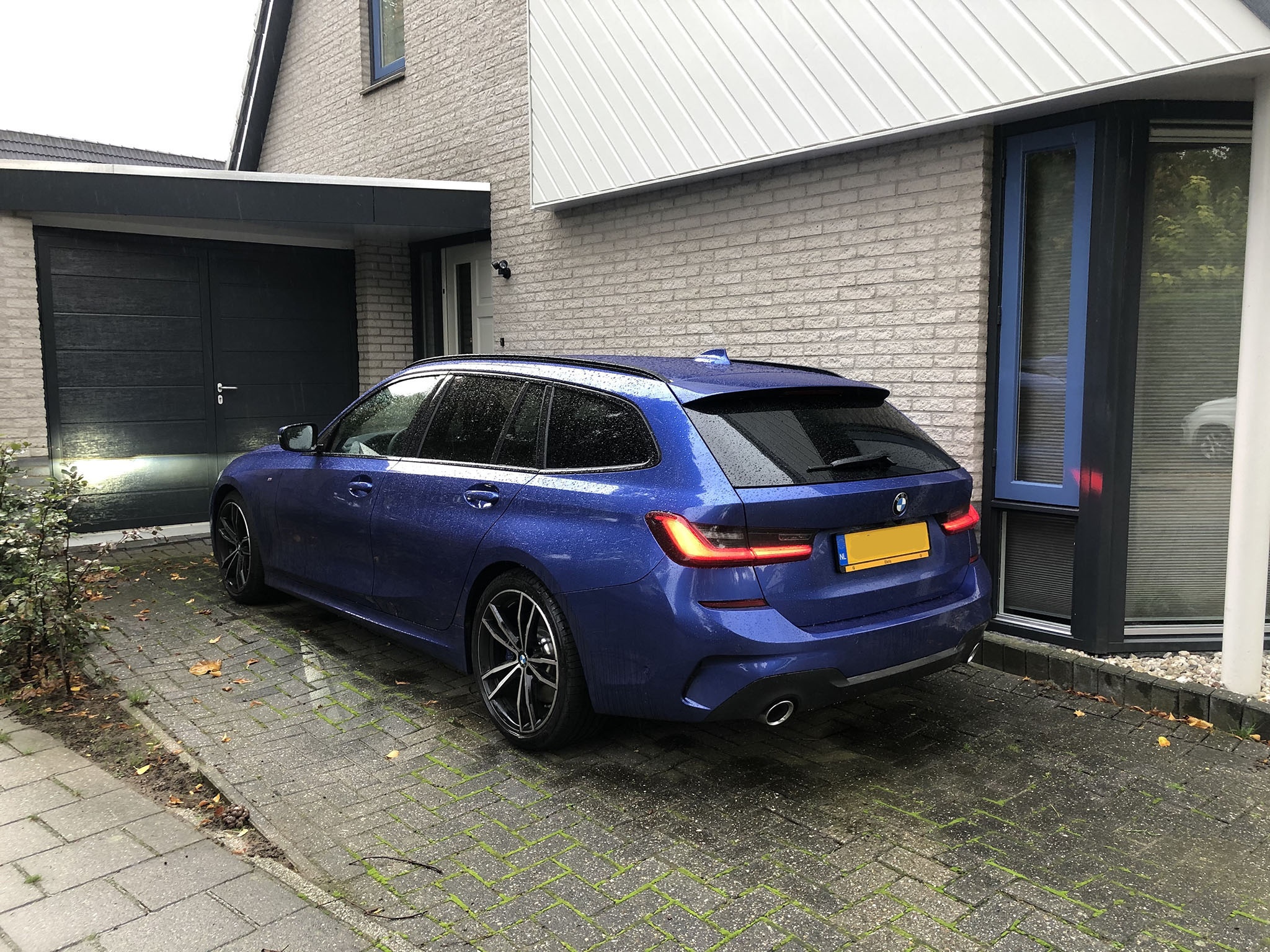Afbeeldingslocatie: https://tweakers.net/ext/f/5RHBeMvCzapUQQZk5YmJlf7V/full.jpg
