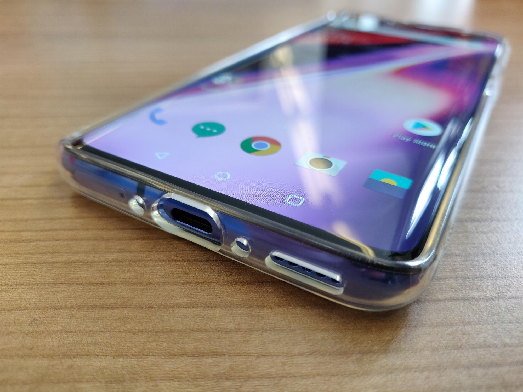 OnePlus 7 Pro met case