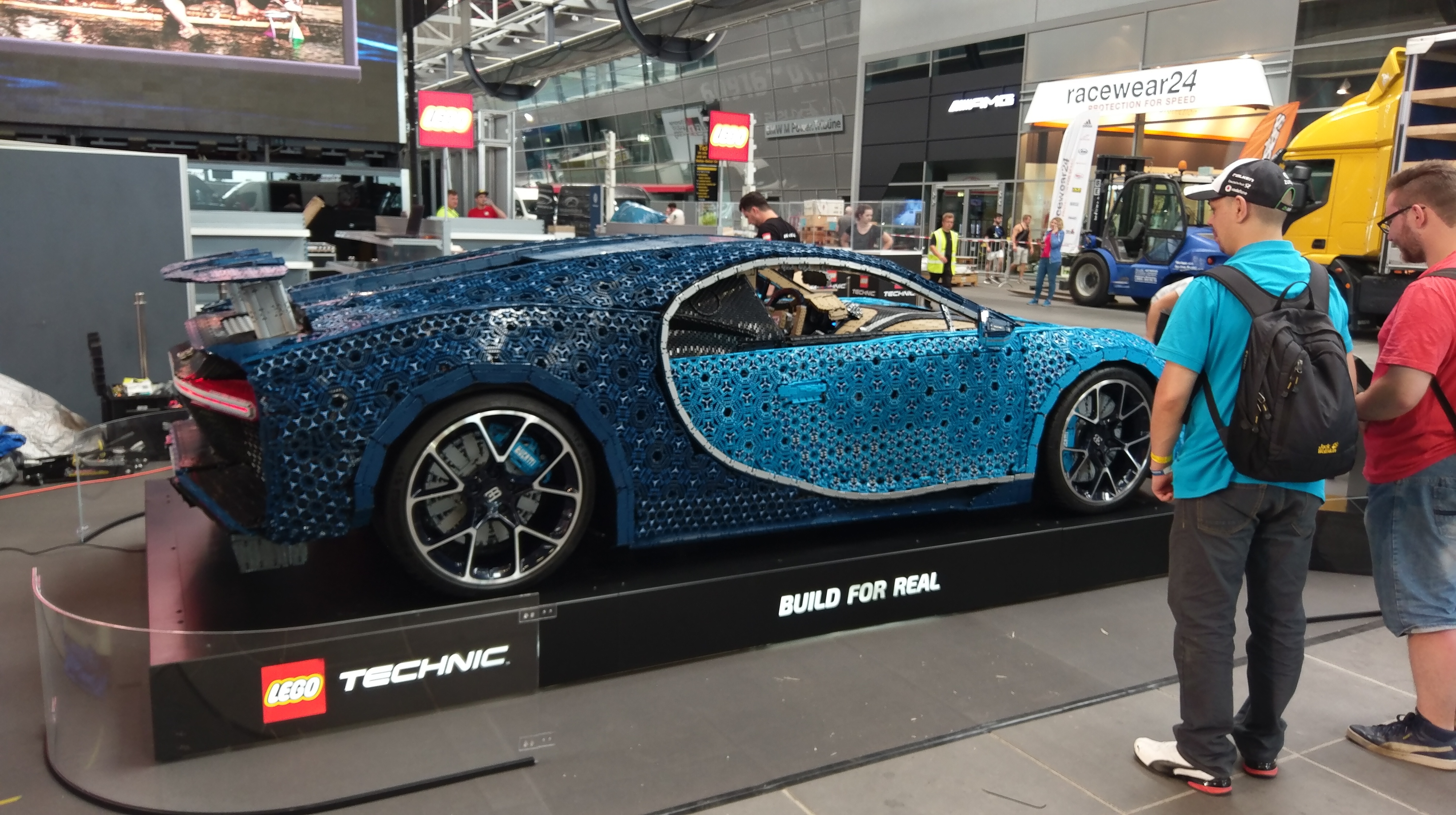 Afbeeldingslocatie: https://tweakers.net/ext/f/6JuMuU2LTYvXGTRHkRA1Aas3/full.jpg