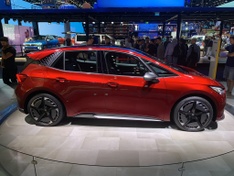 Seat El Born zijkant concept